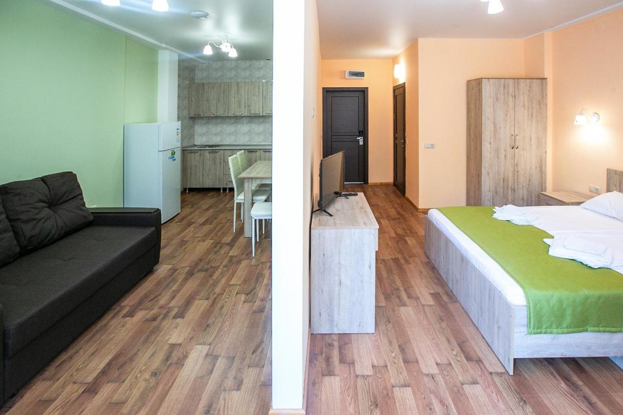 Гостиница "Курорт" Pizunda Exteriör bild